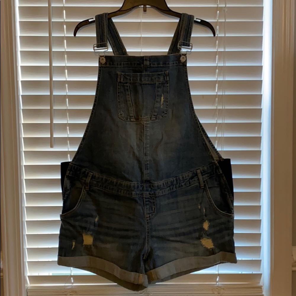 Motherhood overall shorts